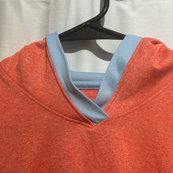 THE NORTH FACE • Long Sleeved Shirt With Hoodie • Size Medium - Picture 4 of 7